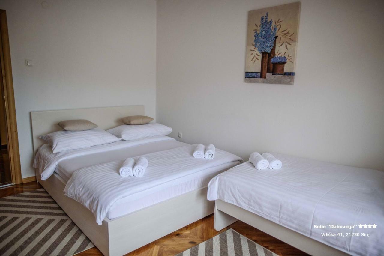 Apartment/Room "Dalmacija" SINJ Buitenkant foto